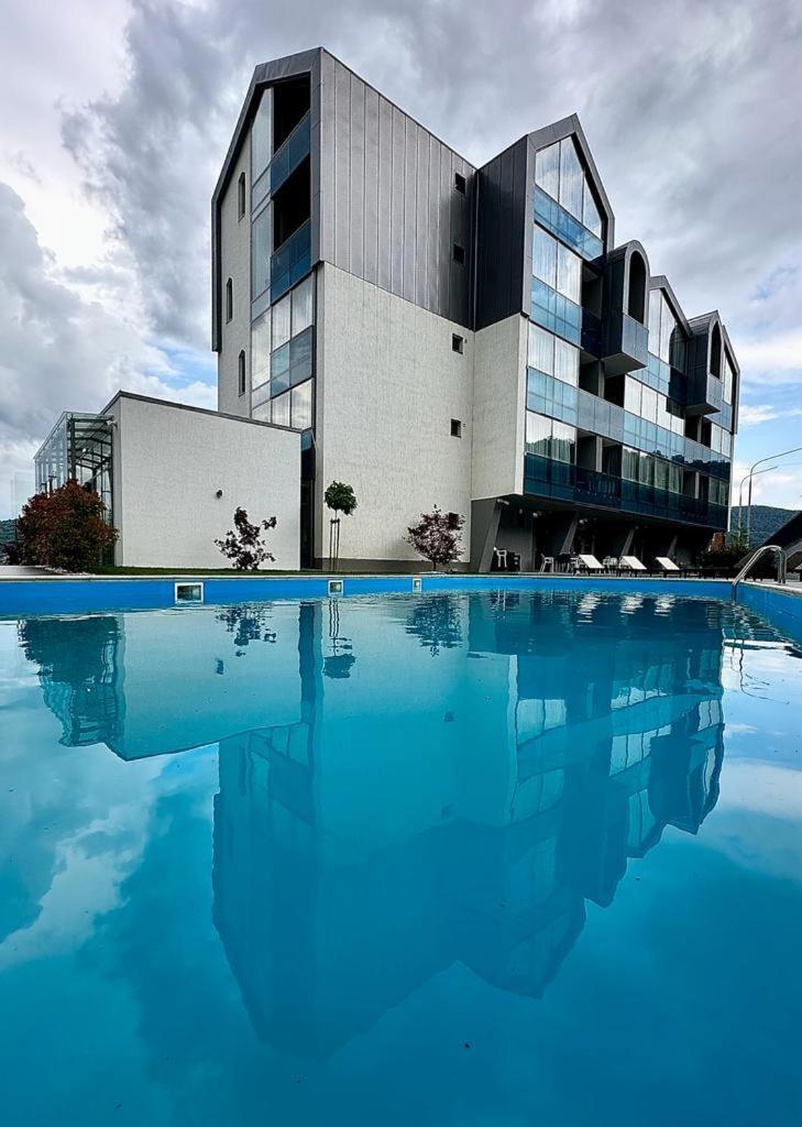 Hotel Arka Orşova エクステリア 写真